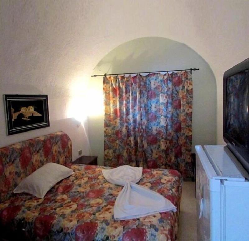 Ha Tel Solymar Beach image