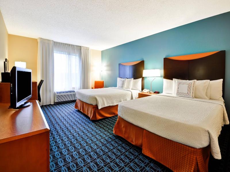 Fairfield Inn Suites Dallas Medical Market Center image