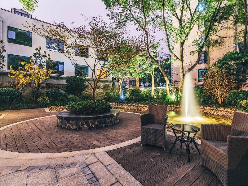 Atour S Netease Binjiang Yanxuan Hotel Hangzhou image