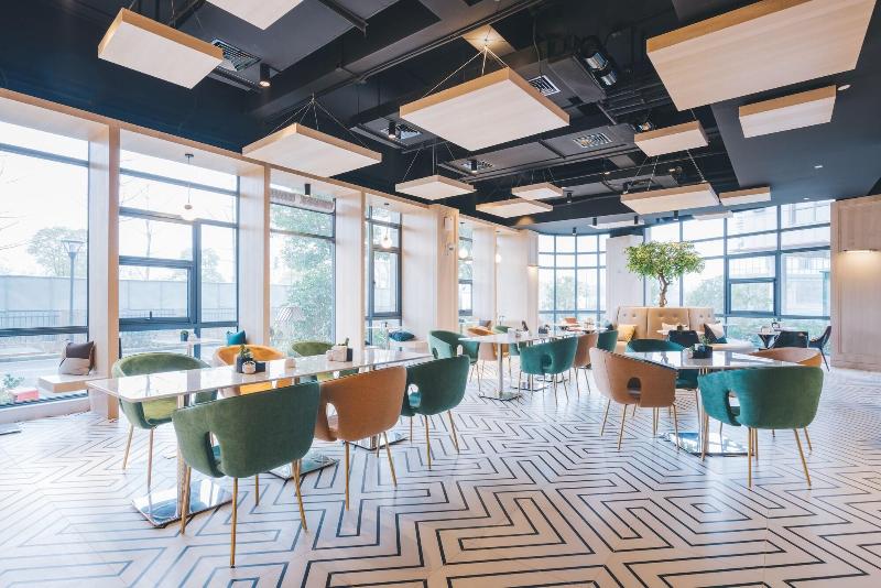 Atour S Netease Binjiang Yanxuan Hotel Hangzhou image