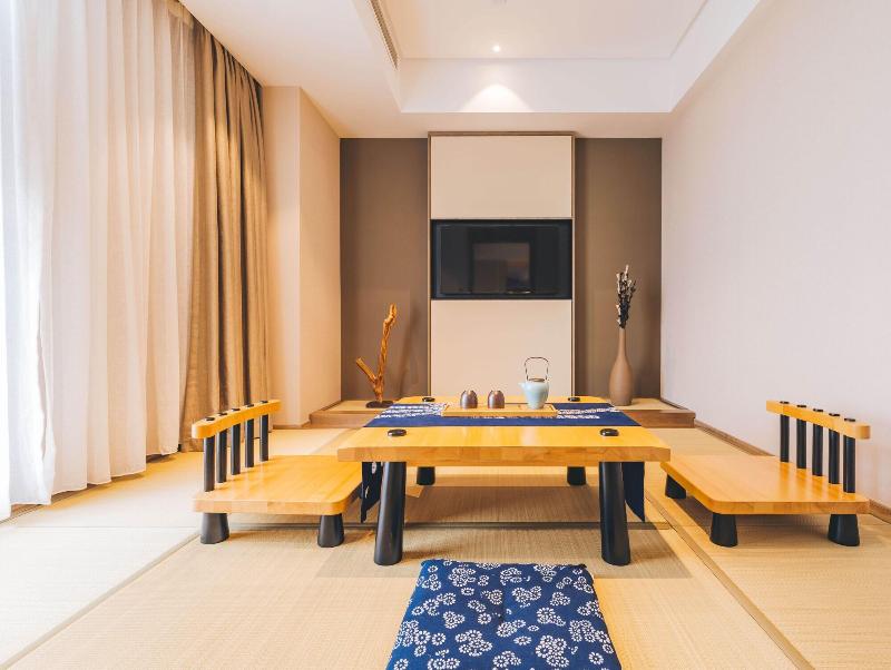 Atour S Netease Binjiang Yanxuan Hotel Hangzhou image