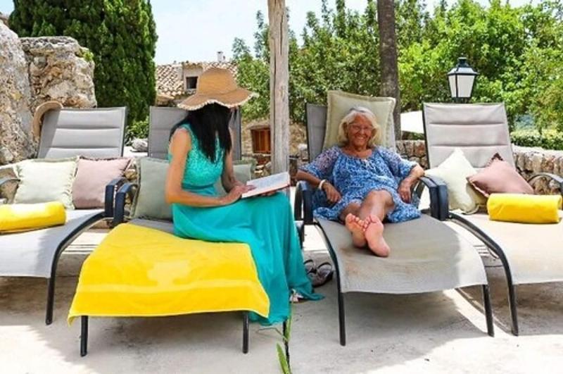 Finca Hotel Es Castell image
