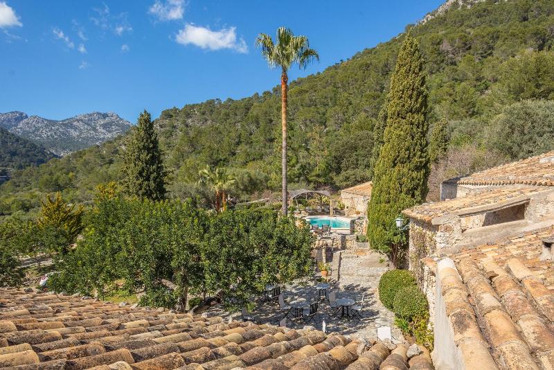 Finca Hotel Es Castell image