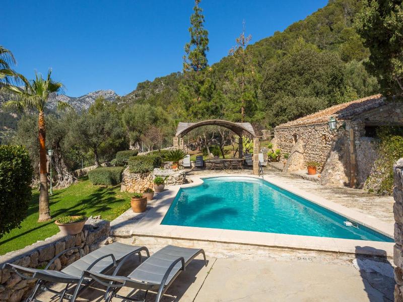 Finca Hotel Es Castell image
