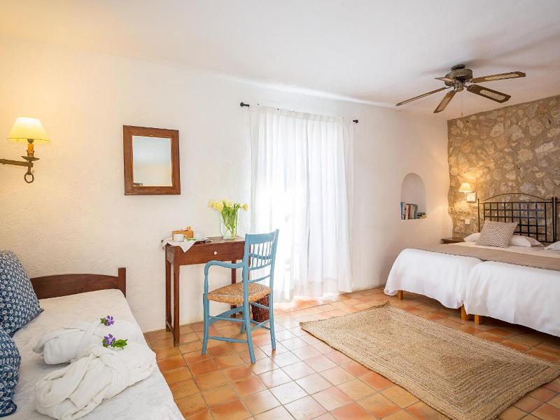 Finca Hotel Es Castell image