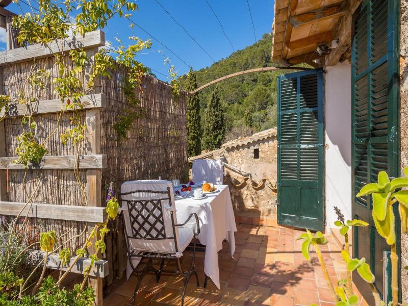 Finca Hotel Es Castell image
