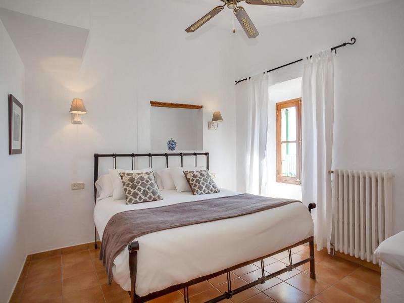 Finca Hotel Es Castell image