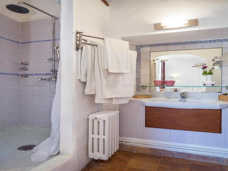 Finca Hotel Es Castell image