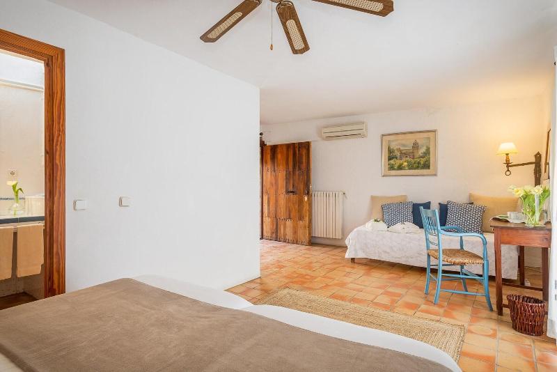 Finca Hotel Es Castell image