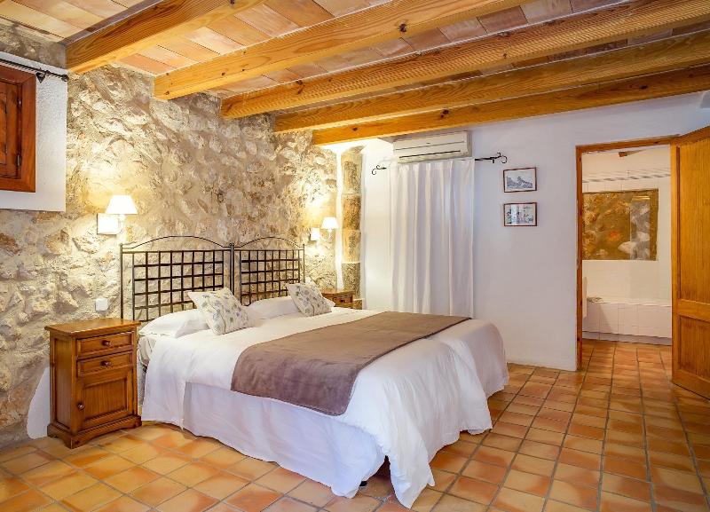 Finca Hotel Es Castell image