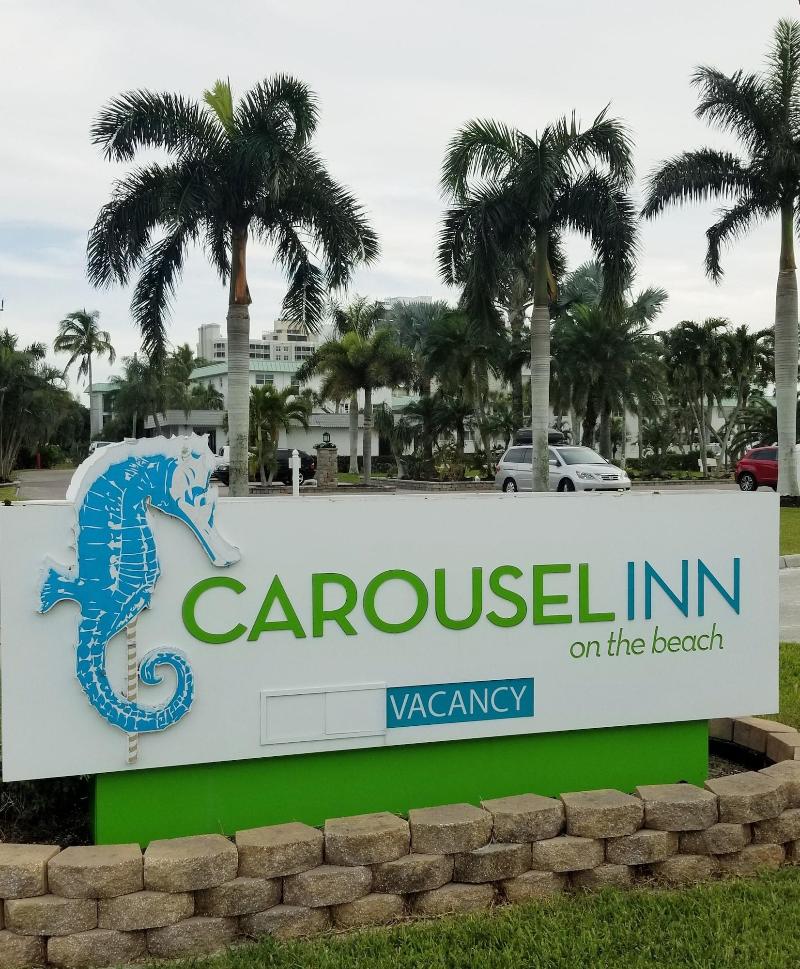 Carousel Inn On The Beach
