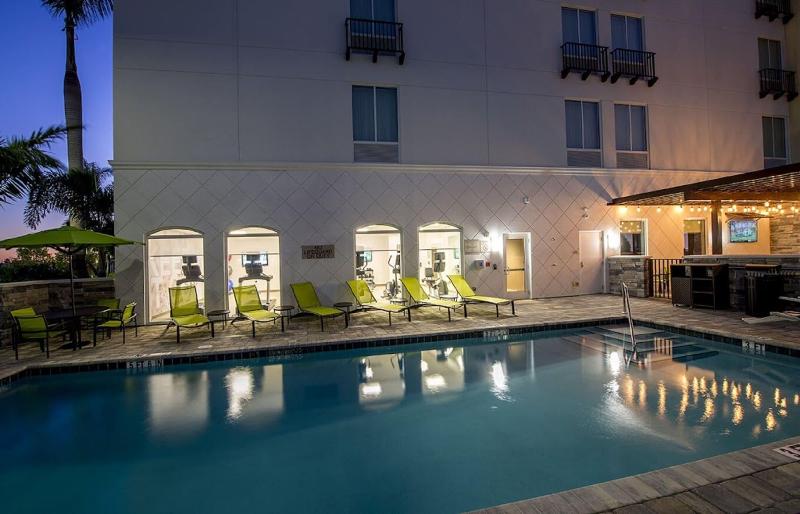 Springhill Suites By Marriott Fort Myers Estero image