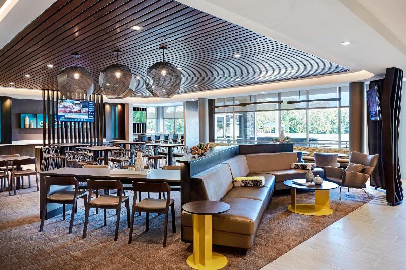 Springhill Suites By Marriott Fort Myers Estero image