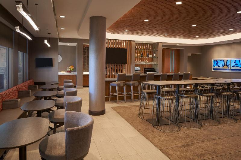 Springhill Suites By Marriott Fort Myers Estero image