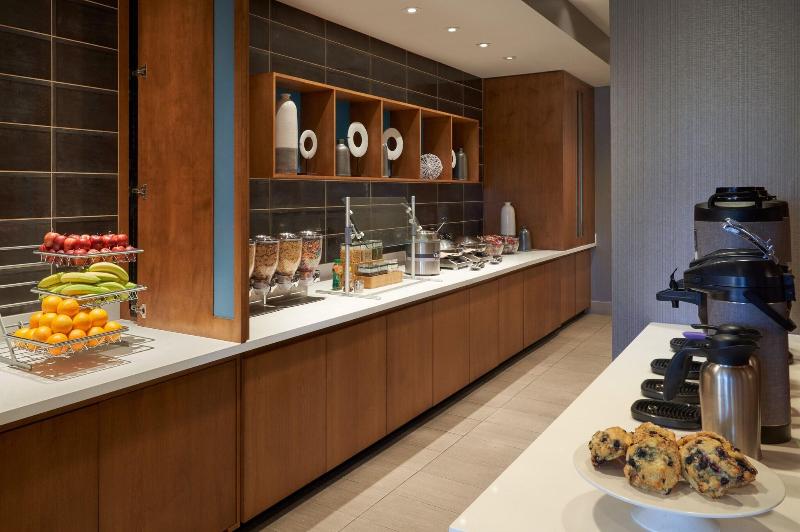 Springhill Suites By Marriott Fort Myers Estero image