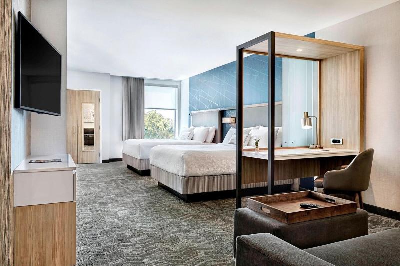 Springhill Suites By Marriott Fort Myers Estero image