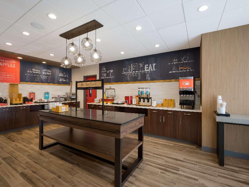 Hampton Inn by Hilton Detroit Southfield image