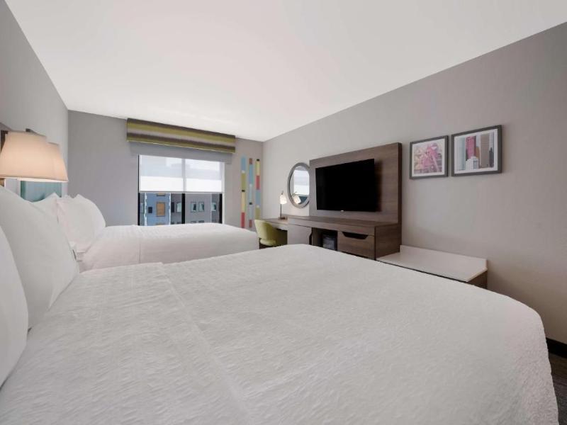 Hampton Inn by Hilton Detroit Southfield image