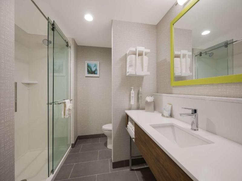 Hampton Inn by Hilton Detroit Southfield image