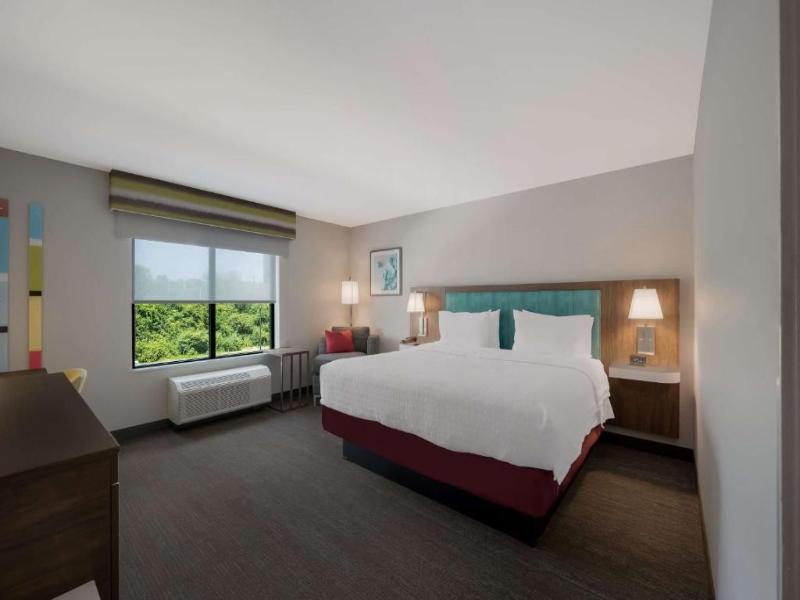 Hampton Inn by Hilton Detroit Southfield image
