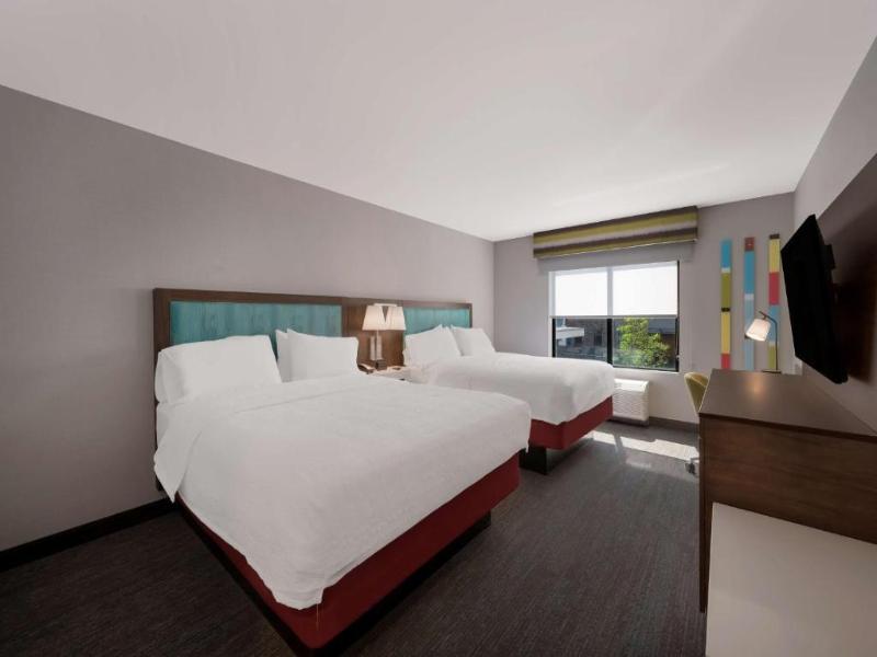 Hampton Inn by Hilton Detroit Southfield image