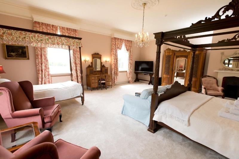 Burton Court image