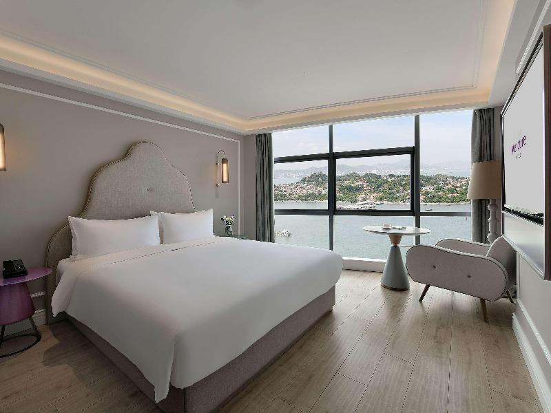 Mercure Xiamen On The Bund image