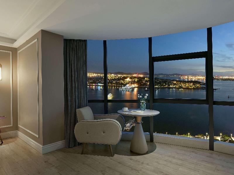 Mercure Xiamen On The Bund image