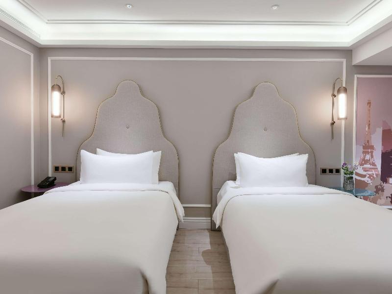 Mercure Xiamen On The Bund image