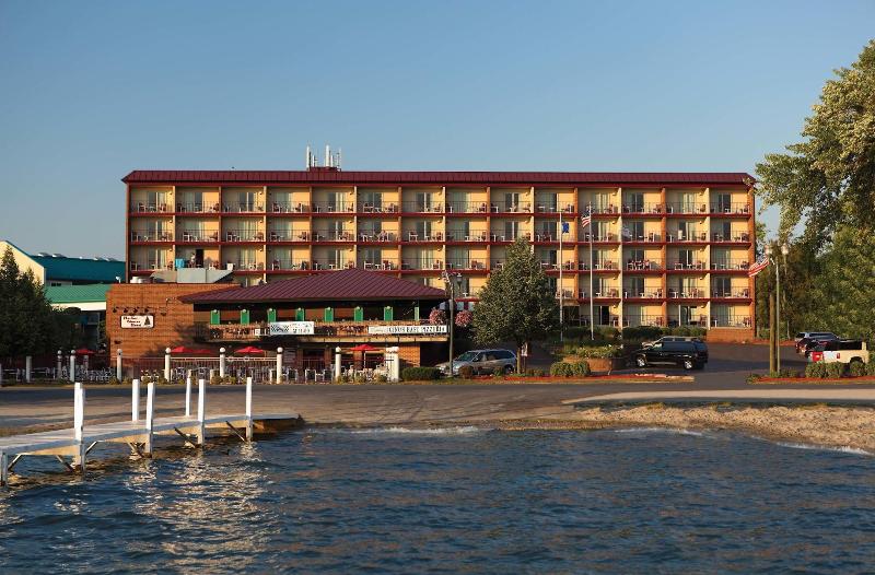 Harbor Shores On Lake Geneva image