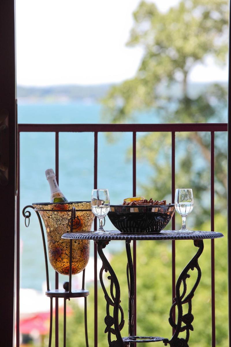 Harbor Shores On Lake Geneva image