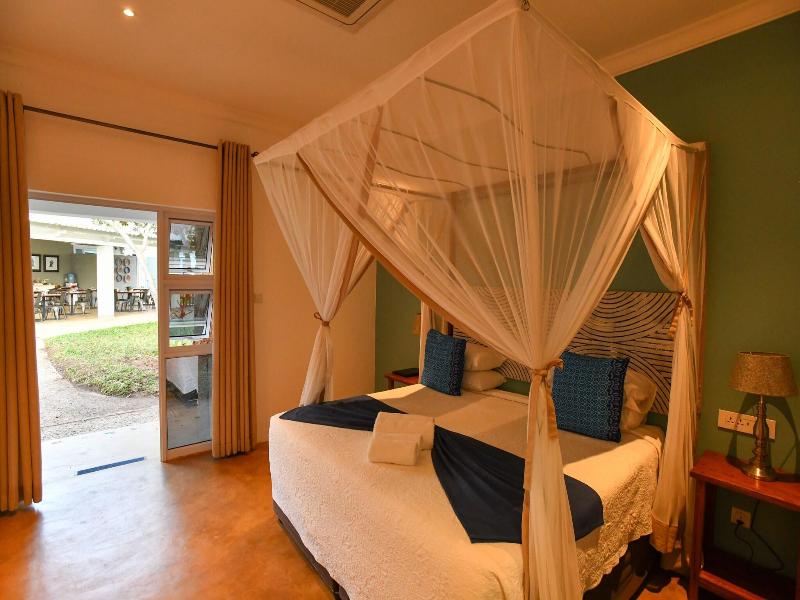 Phezulu Lodge image