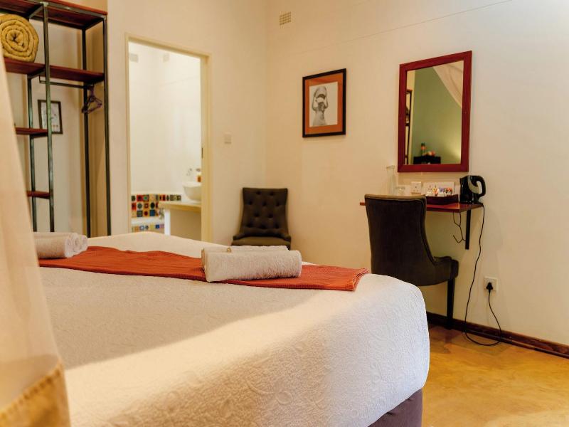 Phezulu Lodge image