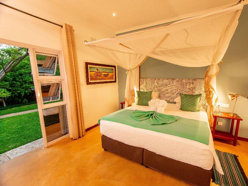 Phezulu Lodge image
