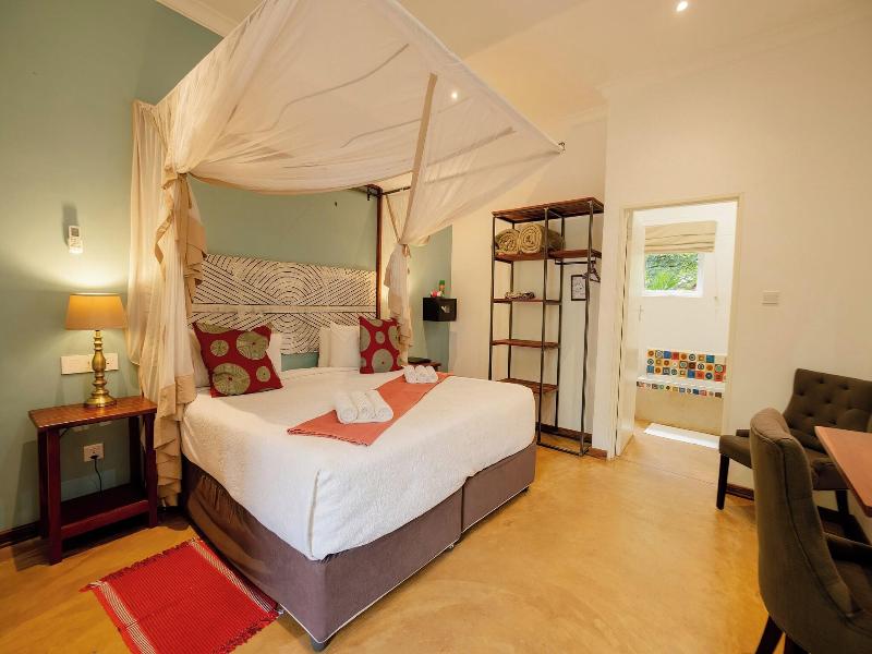 Phezulu Lodge image