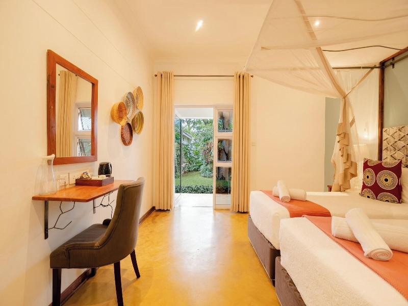 Phezulu Lodge image