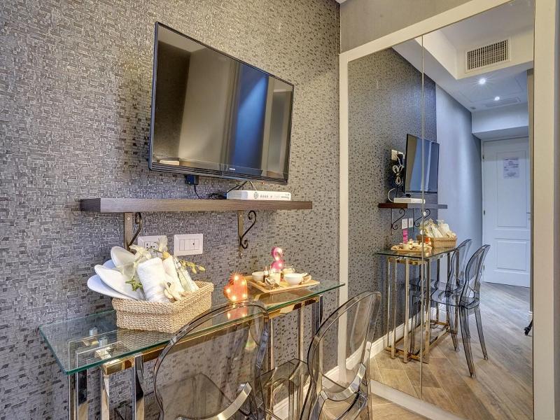 Spagna Boutique Luxury Suites image