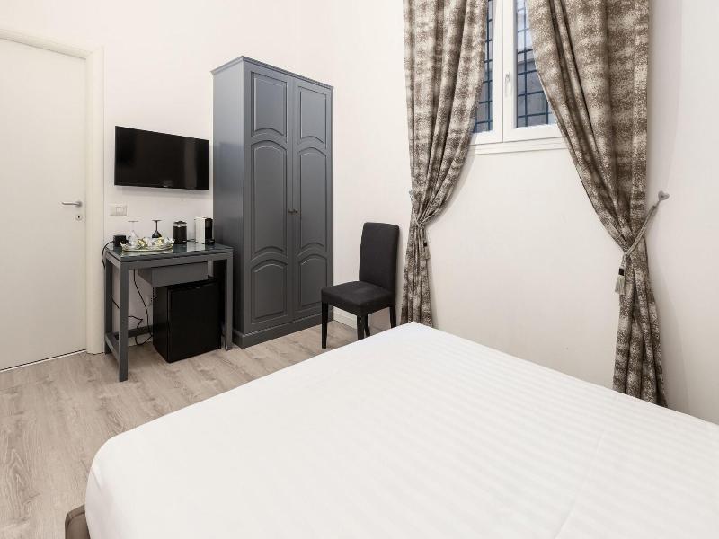 Spagna Boutique Luxury Suites image
