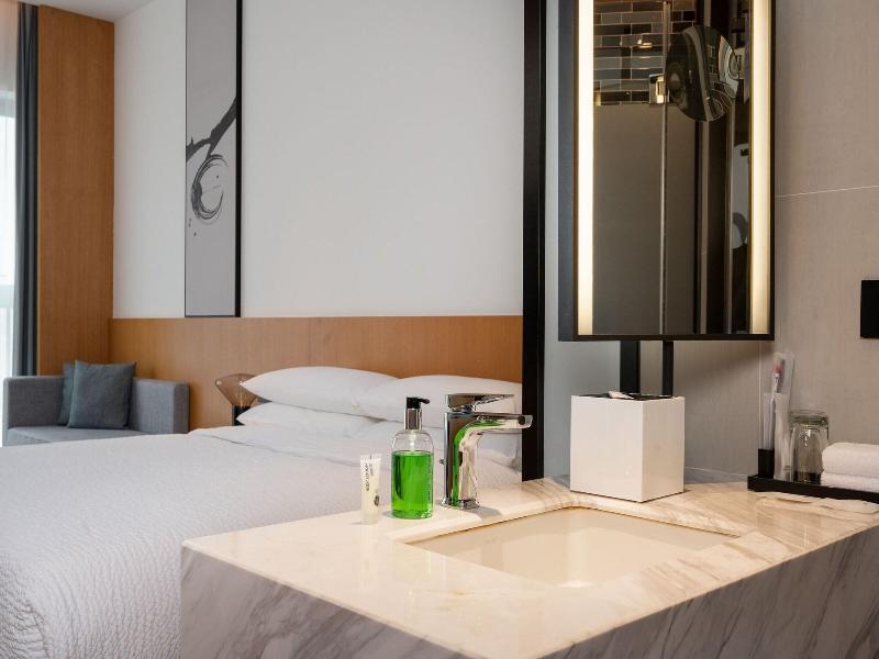 Fairfield By Marriott Zhuhai Xiangzhou image