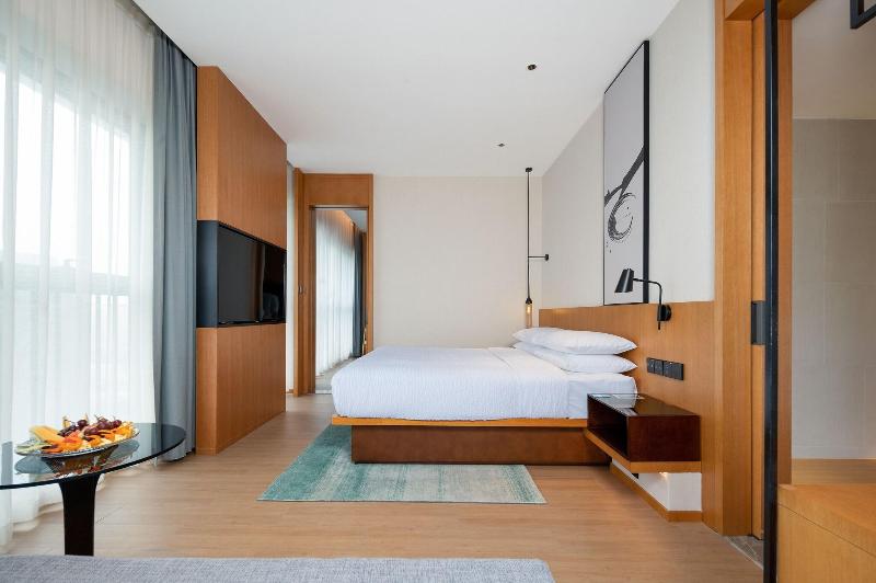 Fairfield By Marriott Zhuhai Xiangzhou image