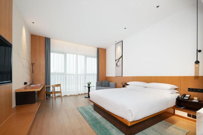 Fairfield By Marriott Zhuhai Xiangzhou image