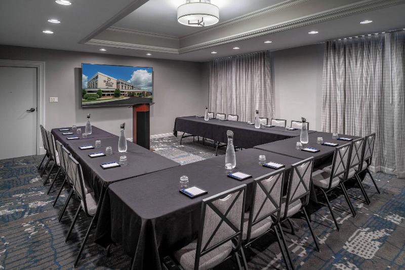 Delta Hotels By Marriott Huntington Downtown image