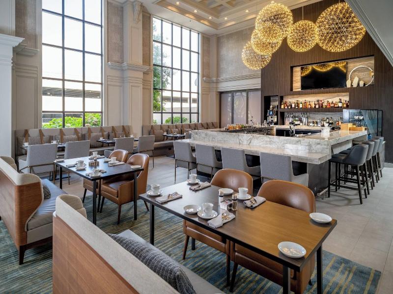 Delta Hotels By Marriott Huntington Downtown image