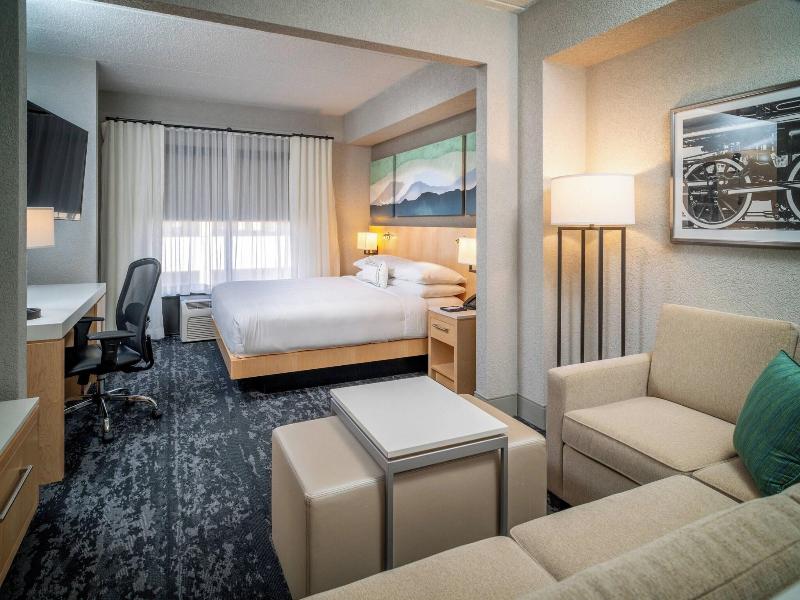 Delta Hotels By Marriott Huntington Downtown image
