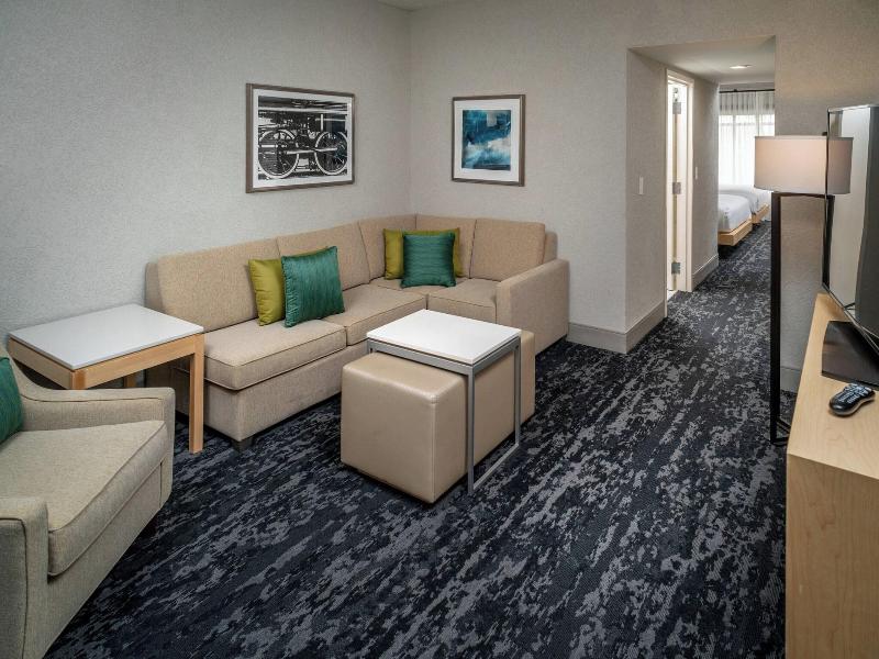 Delta Hotels By Marriott Huntington Downtown image