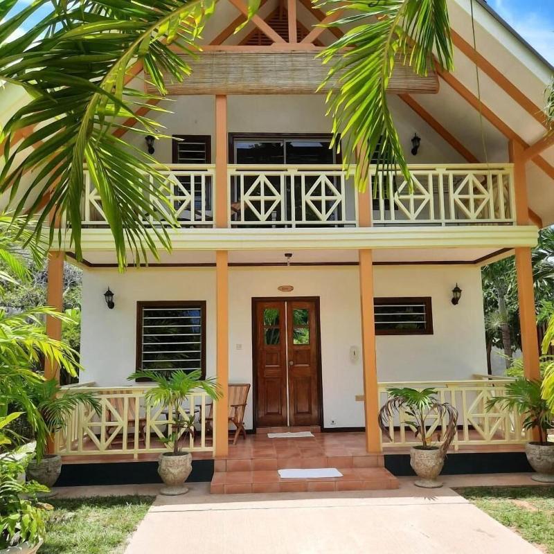 Chalet D Anse Reunion image