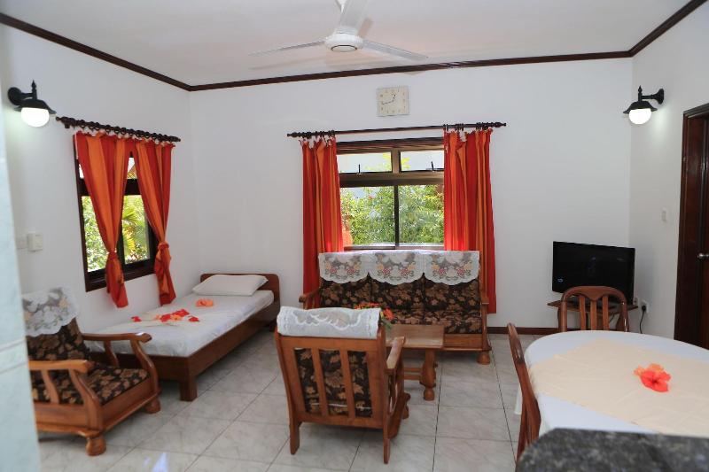 Chalet D Anse Reunion image