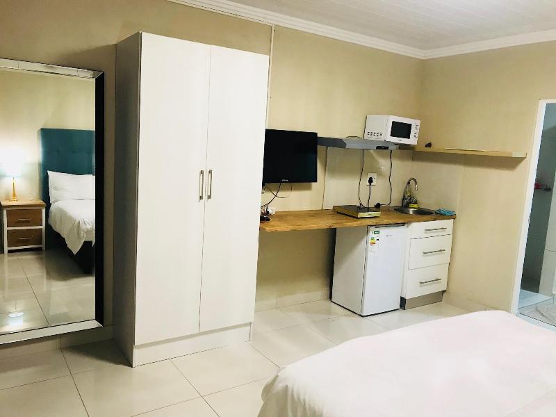 Sunset Beach Guesthouse image