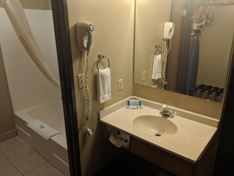 Victorian Inn image