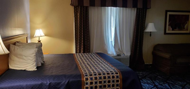 Victorian Inn image 10